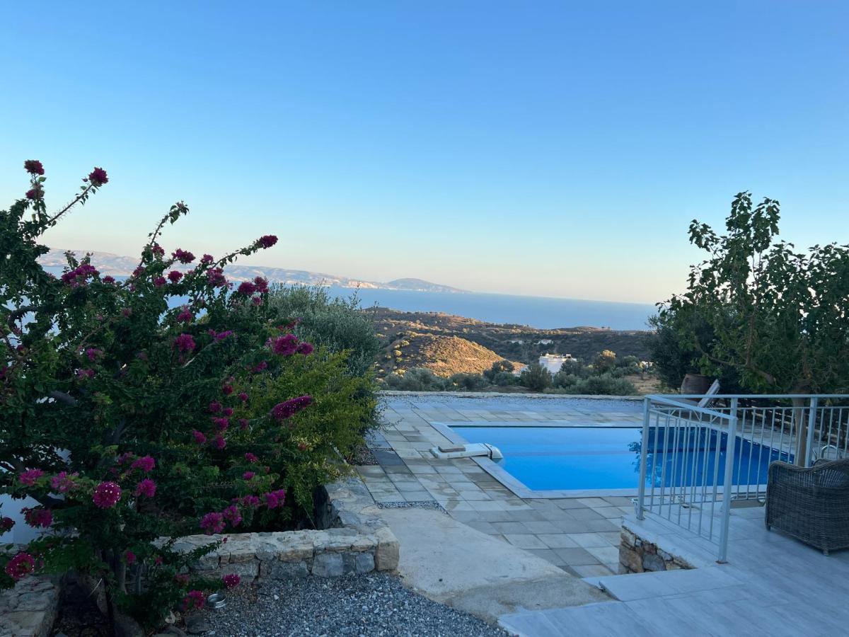 Evgoro Luxury Suites Agia Galini Екстериор снимка