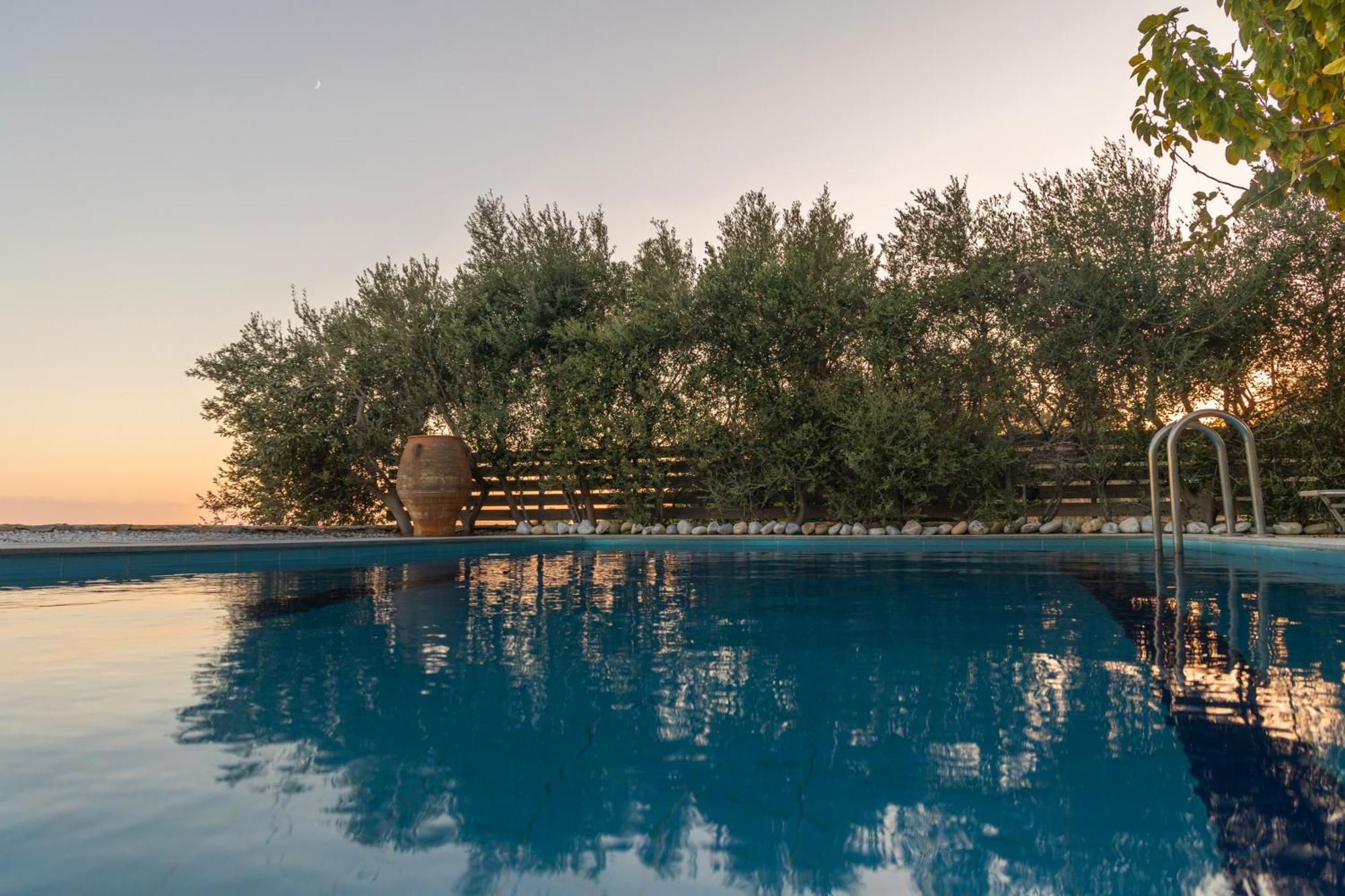 Evgoro Luxury Suites Agia Galini Екстериор снимка
